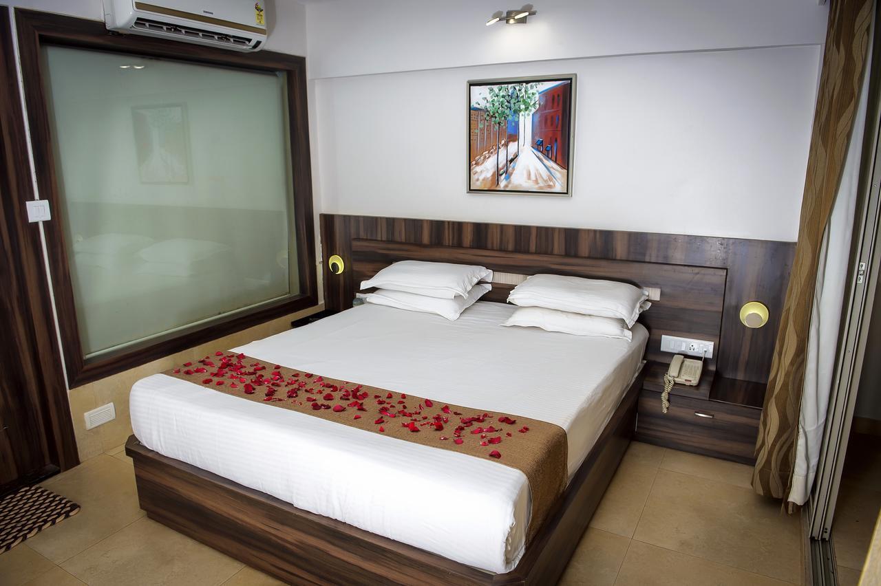 Adamo The Resort Matheran Exteriér fotografie